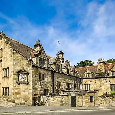Bagdale Hall 3*