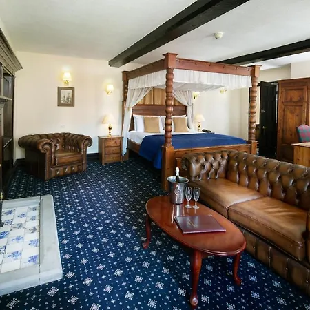Bagdale Hall 3*